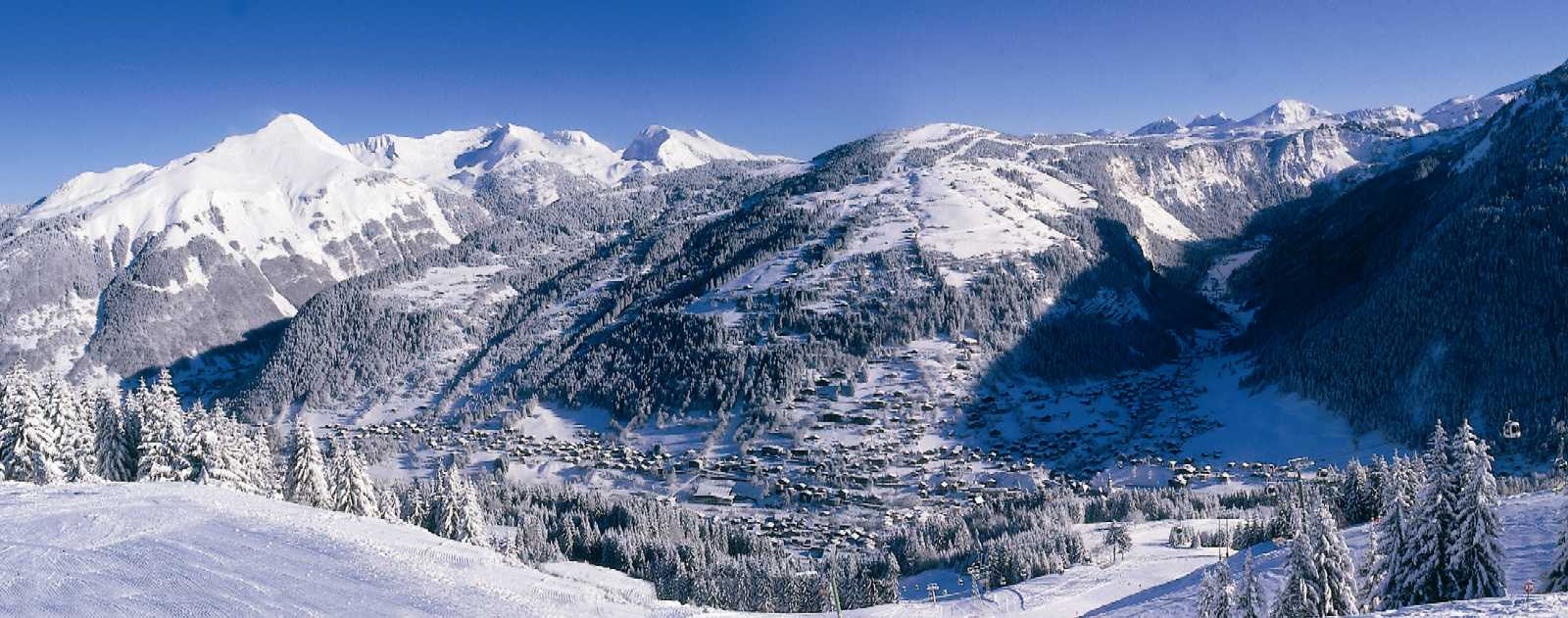 banniere station ski morzine