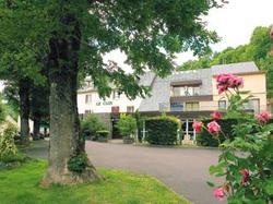 Hotel Restaurant Le Clos - Besse-et-Saint-Anastaise