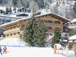 Logis Hotel les Sapins - La Clusaz